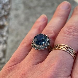Antique silver ring with crystals